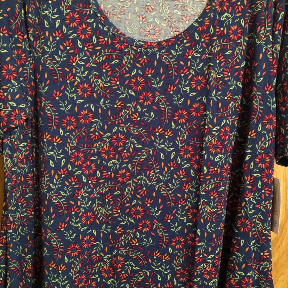 XL Lularoe Perfect T NWT
